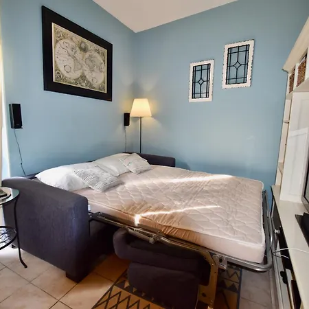 Two-bedroom Rise And Shine Acquaseria